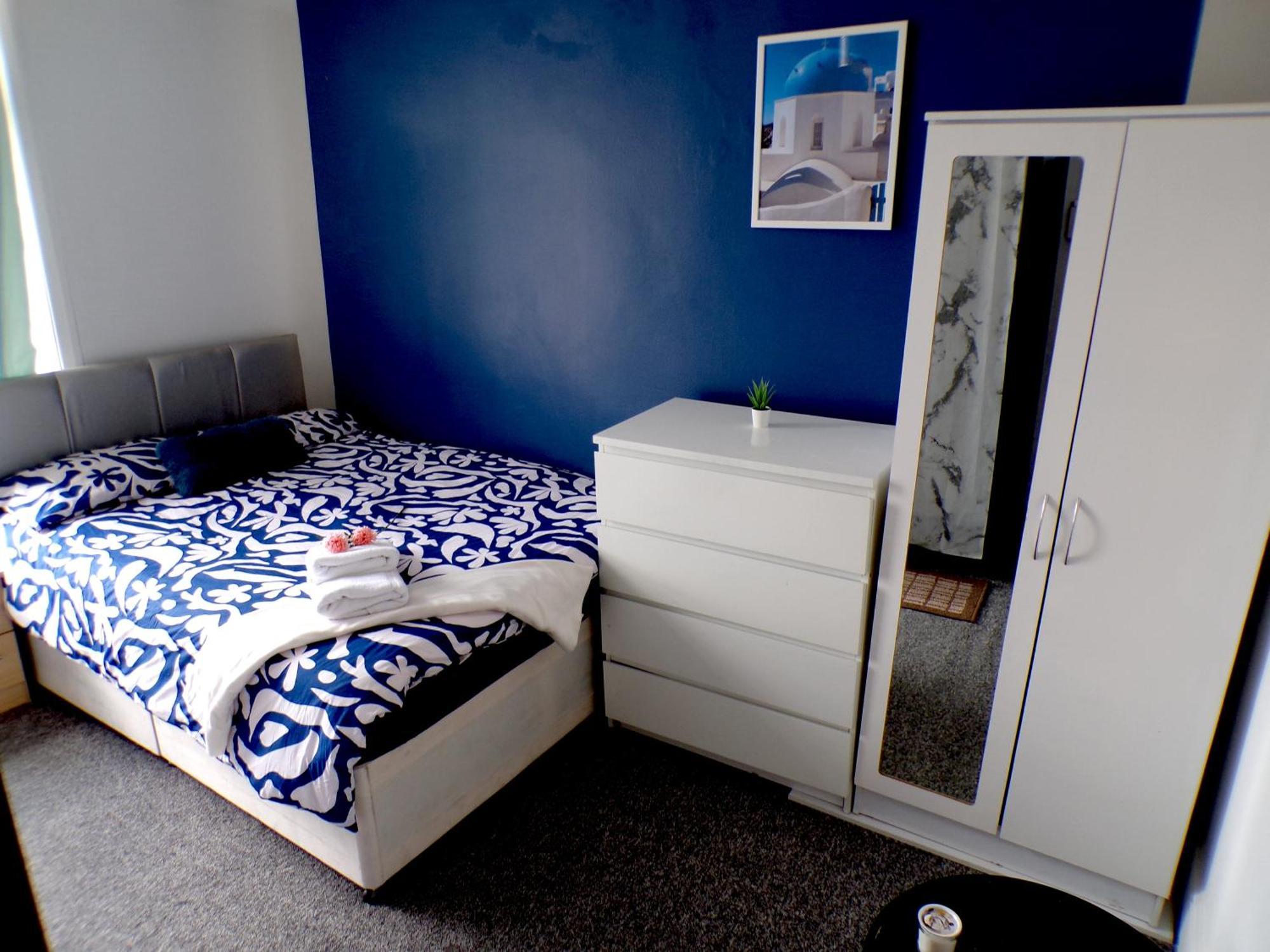 West Kensington - Santorini Apartments 伦敦 外观 照片